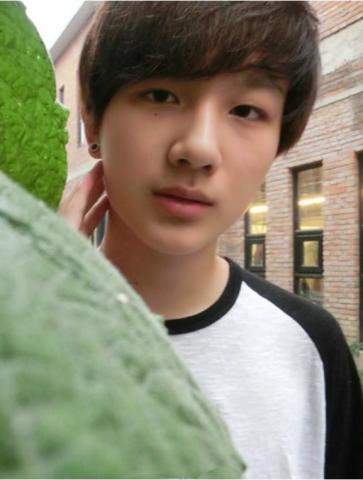 娱乐吃瓜李宏毅视频,娱乐圈幕后趣事大揭秘